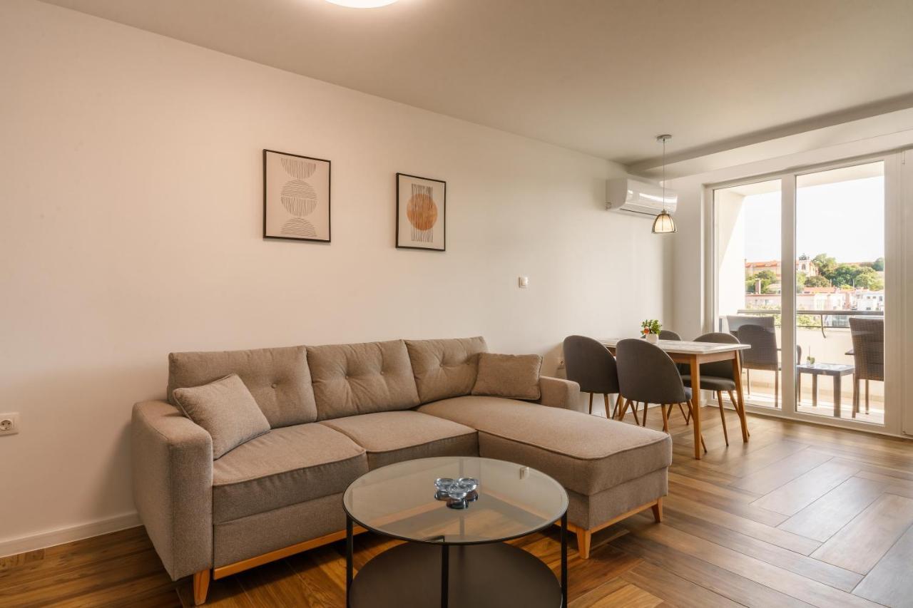 South Panoramic Apartment In The Art District Of Kapana Płowdiw Zewnętrze zdjęcie